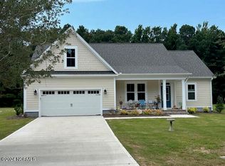 615 Windward Dr, Oriental, NC 28571