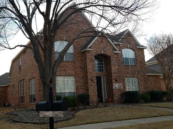 3rd image of 1305 Salado Dr
