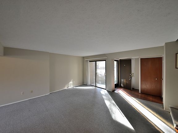 5th image of 4447 Gilmer Ln