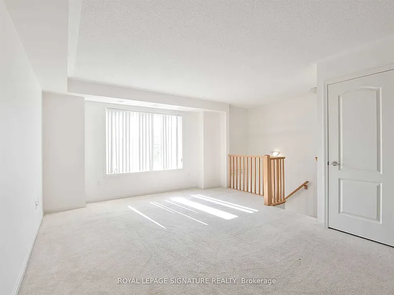 3135 Boxford Cres #6 — Photo 5