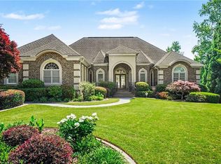 5035 Guilford Forest Dr SW, Atlanta, GA 30331