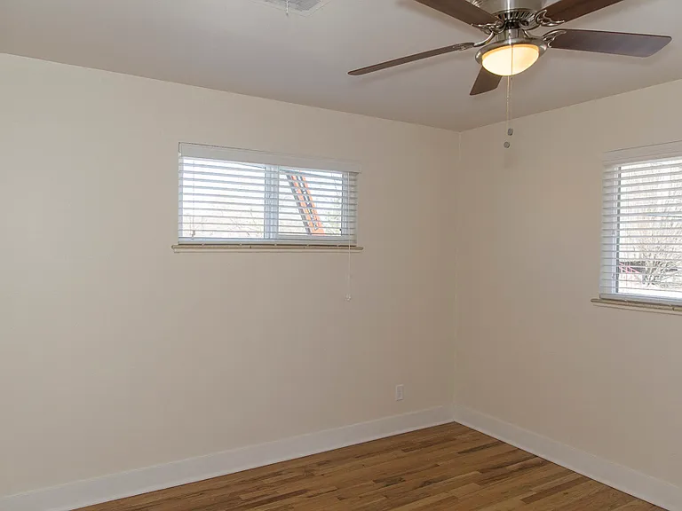 2421 S Gaylord St — Photo 26