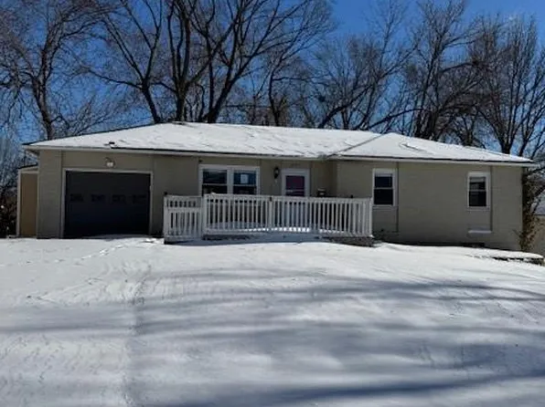 3607 Randall Dr, Independence, MO 64055