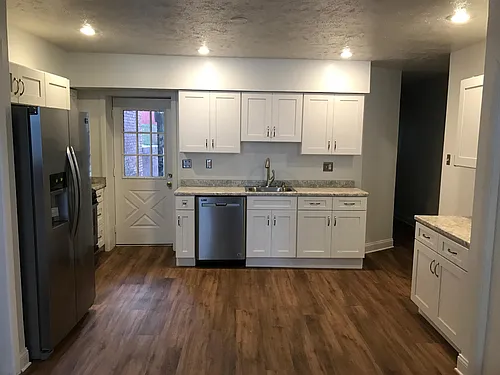 2334 Sarah St #1 Photo 1