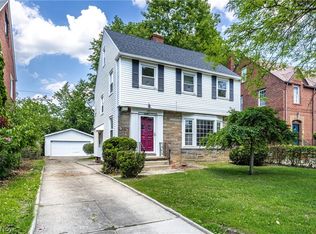 3549 Grosvenor Rd, Cleveland Heights, OH 44118