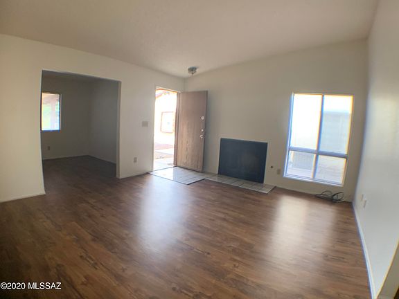 4th image of 1772 N Huachuca Ave