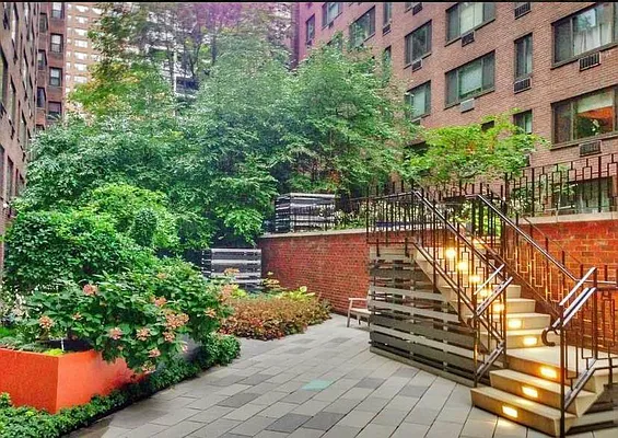 Rented by Highline Residential | media 19