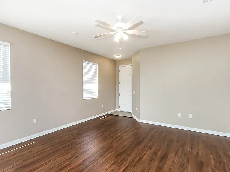 12122 Fern Haven Ave — Photo 13