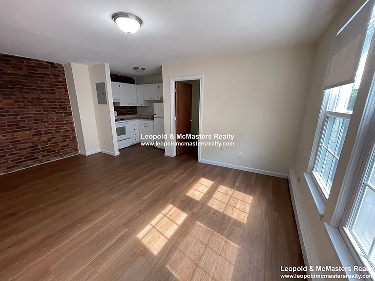 South Huntington Apartments — Photo 20