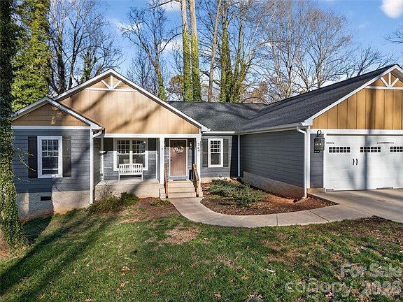 4th image of 364 N Oakwood Dr