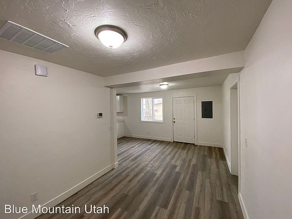 4th image of 1634 W Sunset Ave