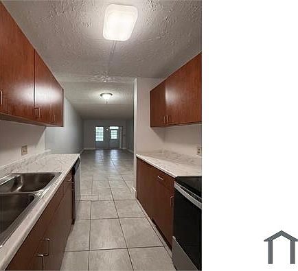2nd image of 245 NE 191st St APT 3002