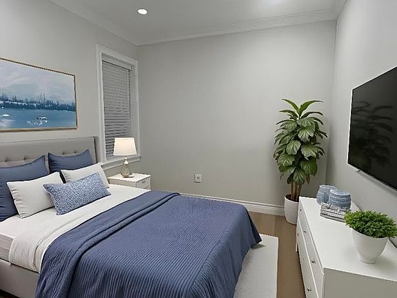 4th image of 19 Mount Hood Rd APT 2