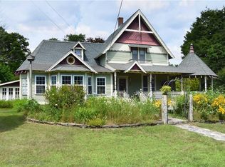 15 Oak St, Ashaway, RI 02804