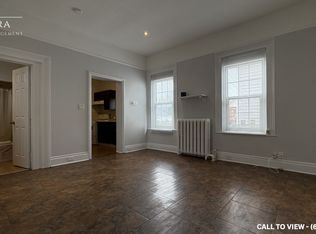 270 Carlton St #1, Saint Catharines, ON L2N1B8