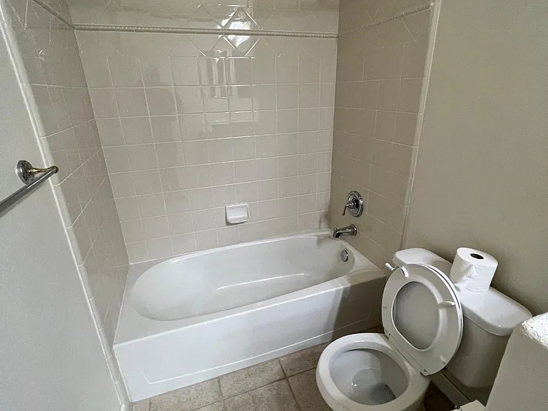 2094 Dorrington Dr — Photo 13