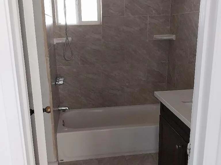 2013 Avondale Dr — Photo 15