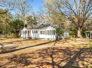 435 Seawright Dr, Pendleton, SC 29670