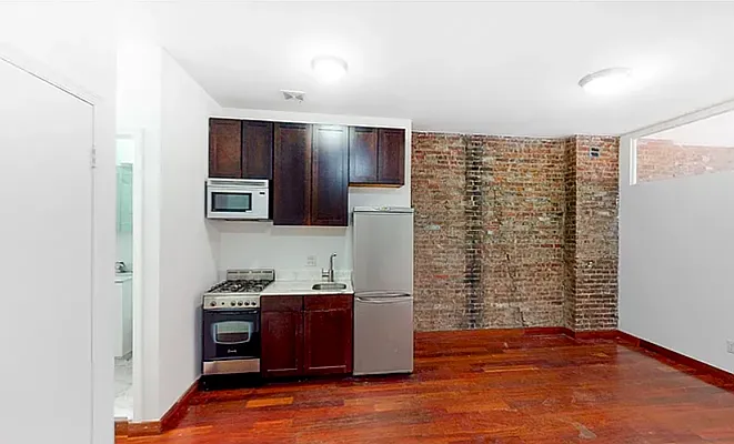 Rented by Living New York | media 9