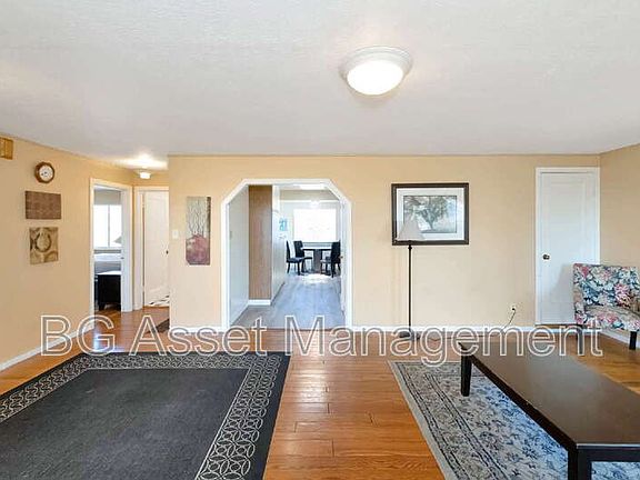 4th image of 6606 Aqua Vista Ct