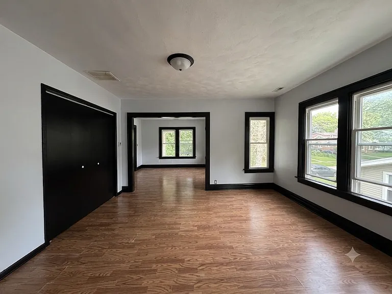 600 Sunderlin St #2 — Photo 5