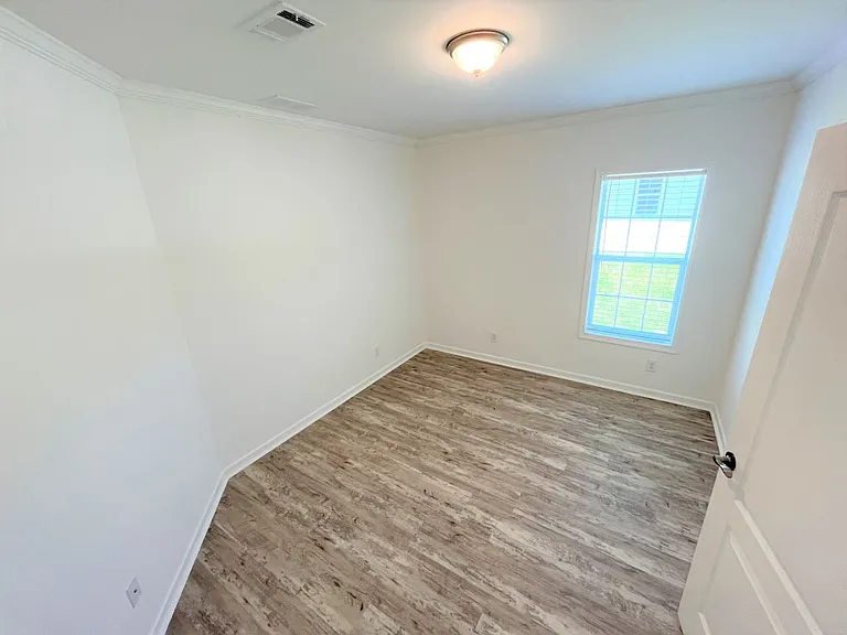 5610 Woodford St #5610E — Photo 10