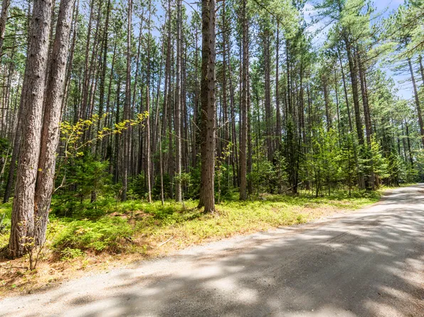 81 B Red Pine Lane, Eustis, ME 04936