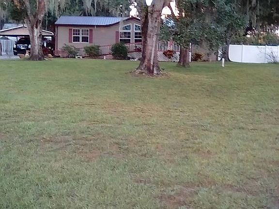 3rd image of 11810 Rose Ln