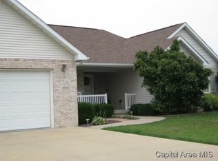 4630 Timberview Dr, Auburn, IL 62615