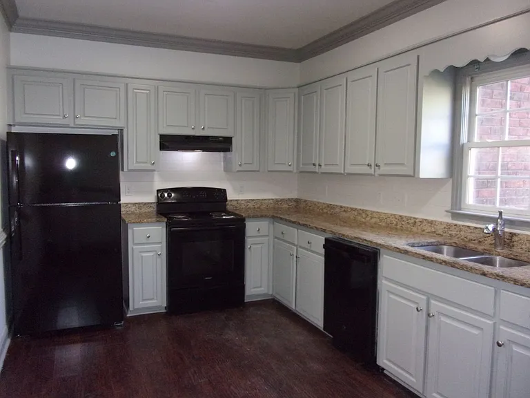 403 N Wilson St #102 — Photo 6