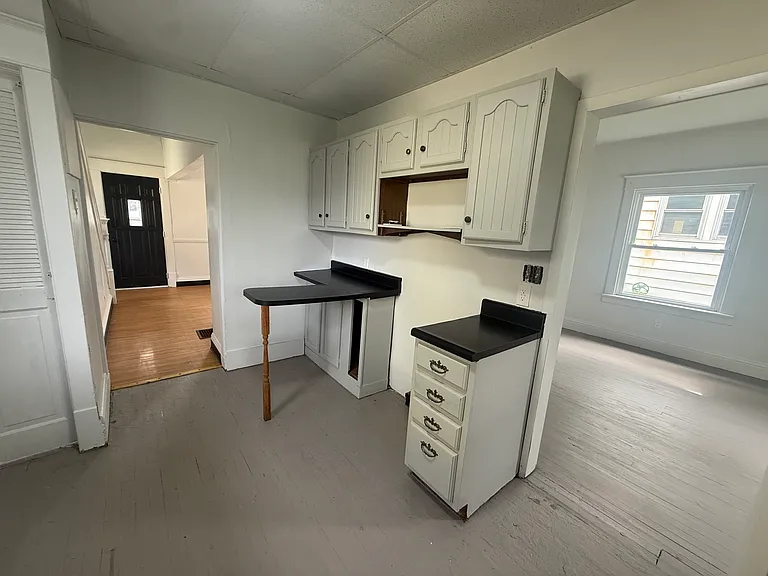 720 Baldwin Ave — Photo 6