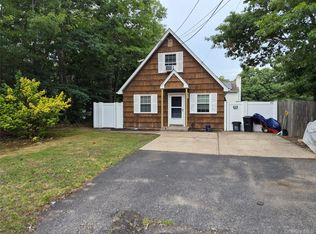 1128 N Ocean Avenue, Medford, NY 11763
