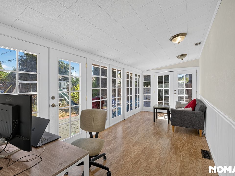 1st image of 3184 Durant Ave