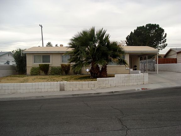 2nd image of 3113 Roseville Way