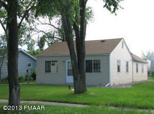 322 21st St N, Fargo, ND 58102