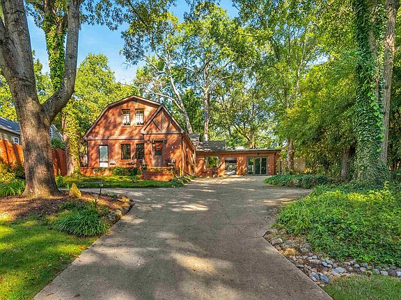 2nd image of 21 Rock Creek Dr