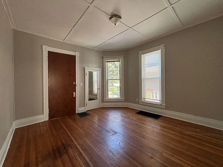 310 Meigs St — Photo 8