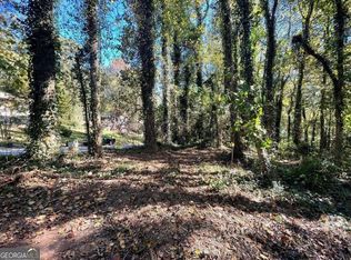 1060 Deleon Dr, Clarkston, GA 30021