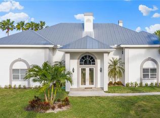 11481 Isle Of Palms Dr, Fort Myers Beach, FL 33931