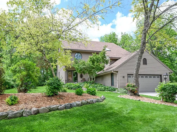 12645 West Weatherstone BOULEVARD, New Berlin, WI 53151