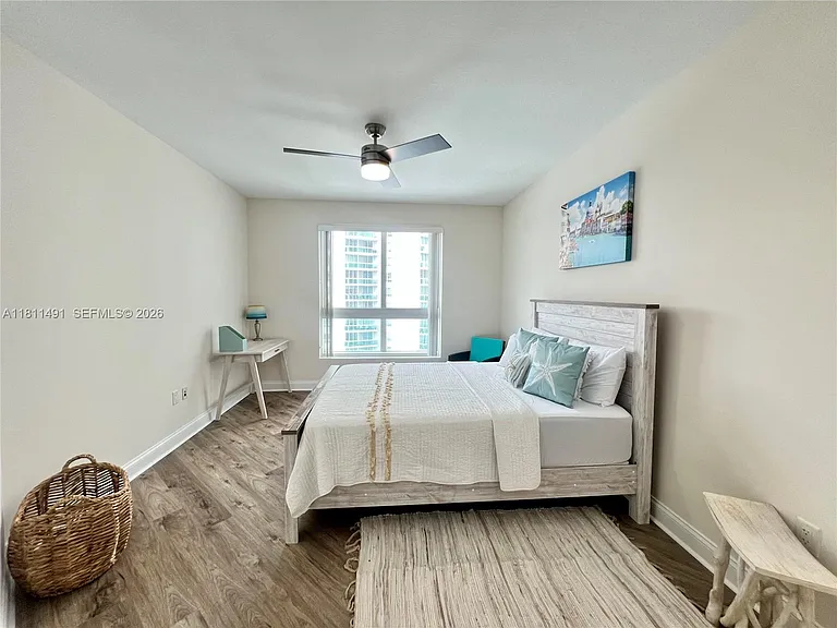 231 Riverside Dr #1210 — Photo 28
