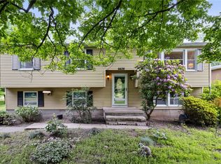 6620 Lakeside Rd, Ontario, NY 14519