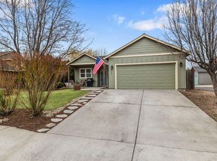 3472 SW Metolius Meadow Ct, Redmond, OR 97756