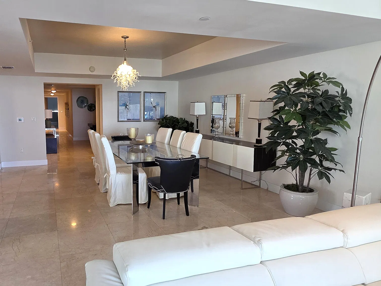3 bed, 3.5 bath, 3073 sqft, $11,850 — Photo 1