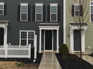 502 Old Farm Ln, Mechanicsburg, PA 17050