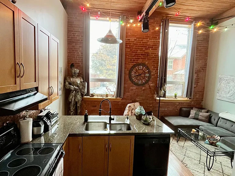 26 Ontario St #113 — Photo 2