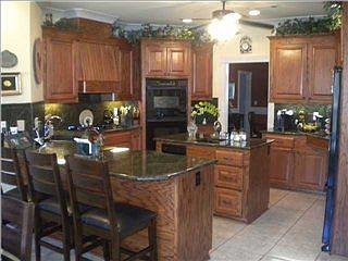 5th image of 212 Stonington Dr