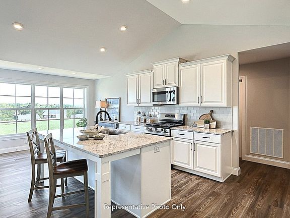 7th image of this home