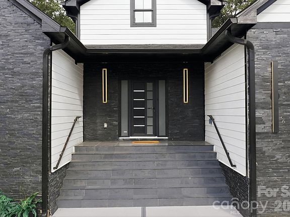 2nd image of 314 Oak Knl