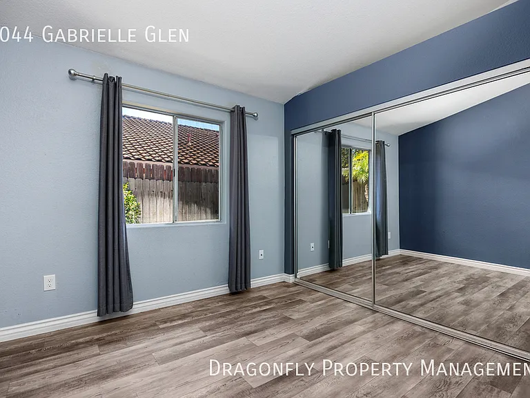 2044 Gabrielle Gln — Photo 21